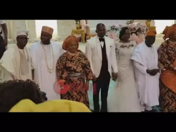 Video: Billionaires wedding! Oba Elegushi, His Mom & Bother Take Memorable Photos with the Bride & Her Parents At The Wedding